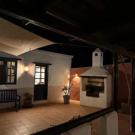 Casa Margarita Vila *